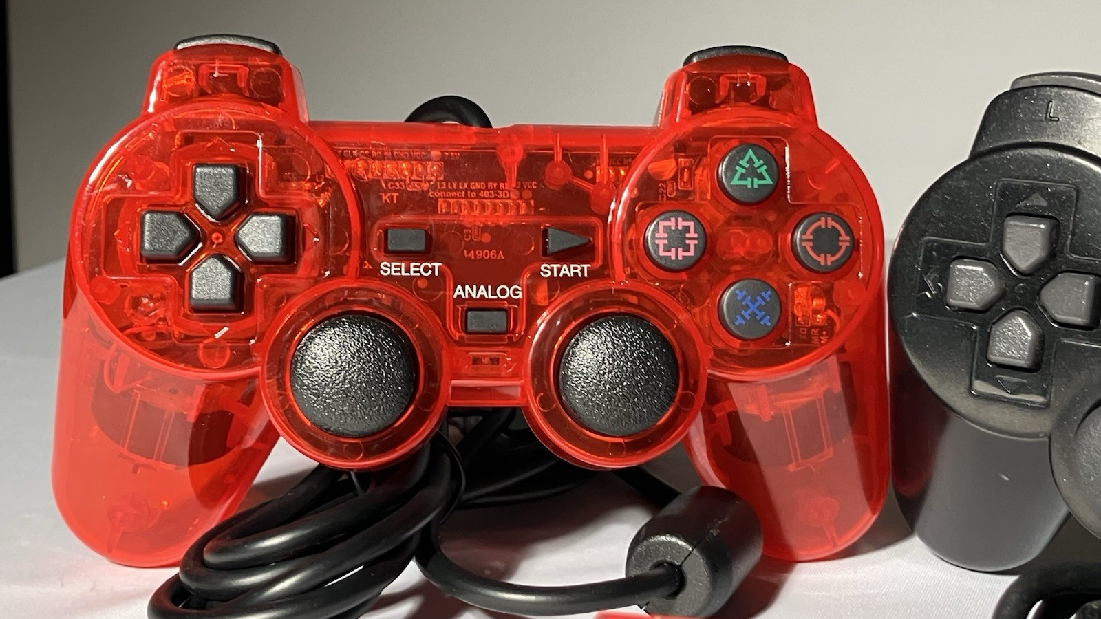 Controller Lot OEM Black Clear Red + PlayStation 2 Memory Card