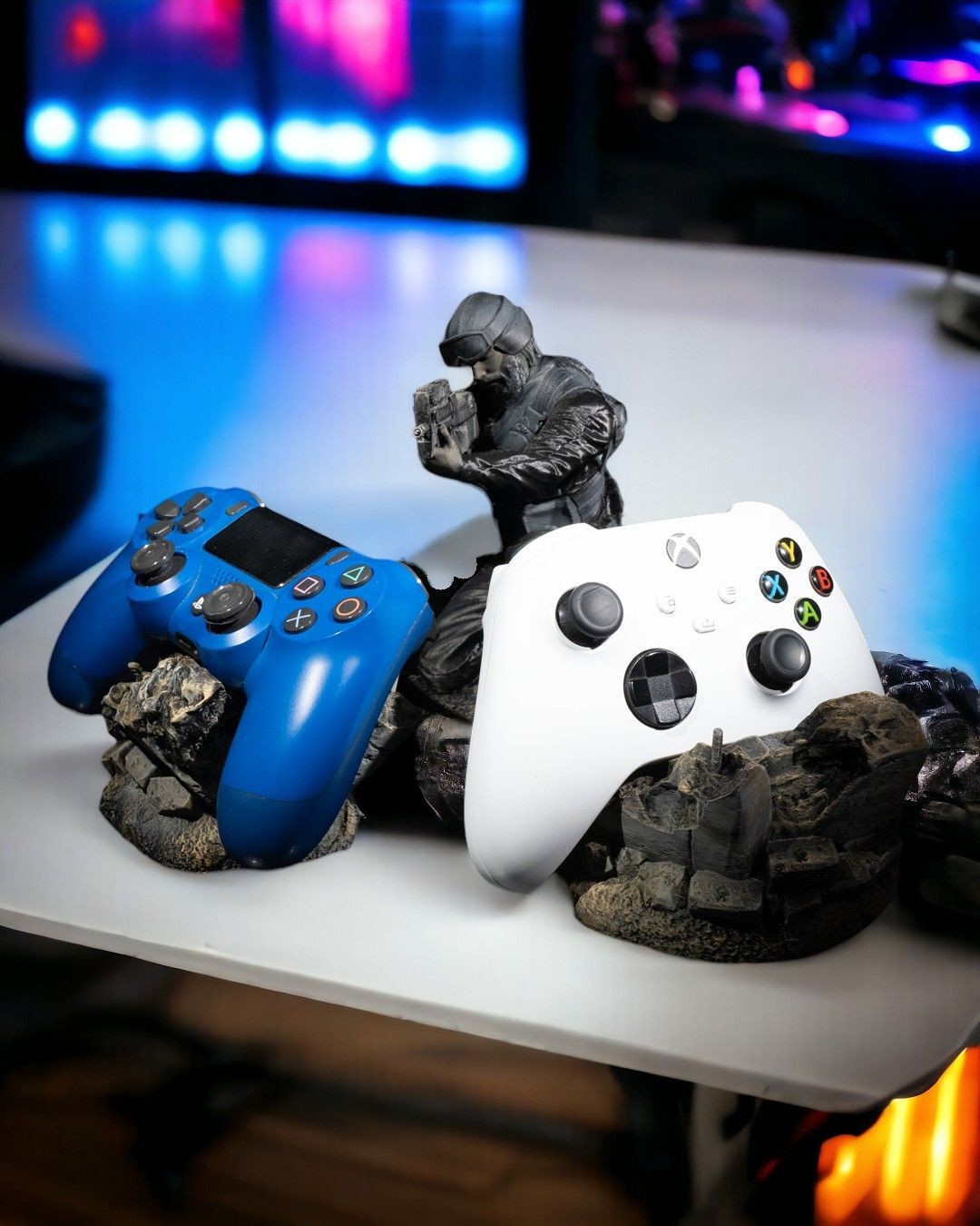 Barricade Soldier Controller Holder – 3D Printed Military Gaming Stand |