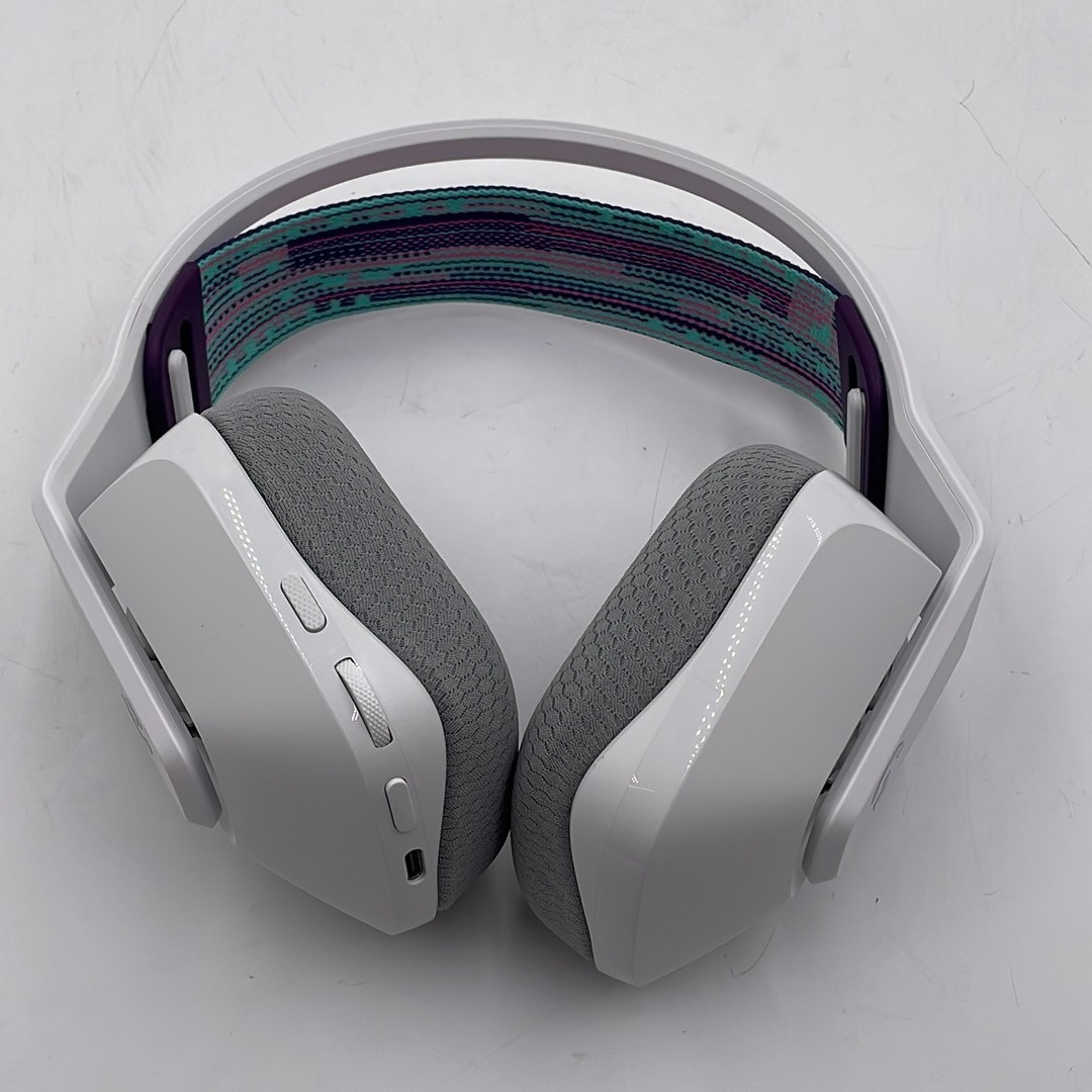 Logitech G733 LIGHTSPEED Wireless Gaming Headset White – AS IS
