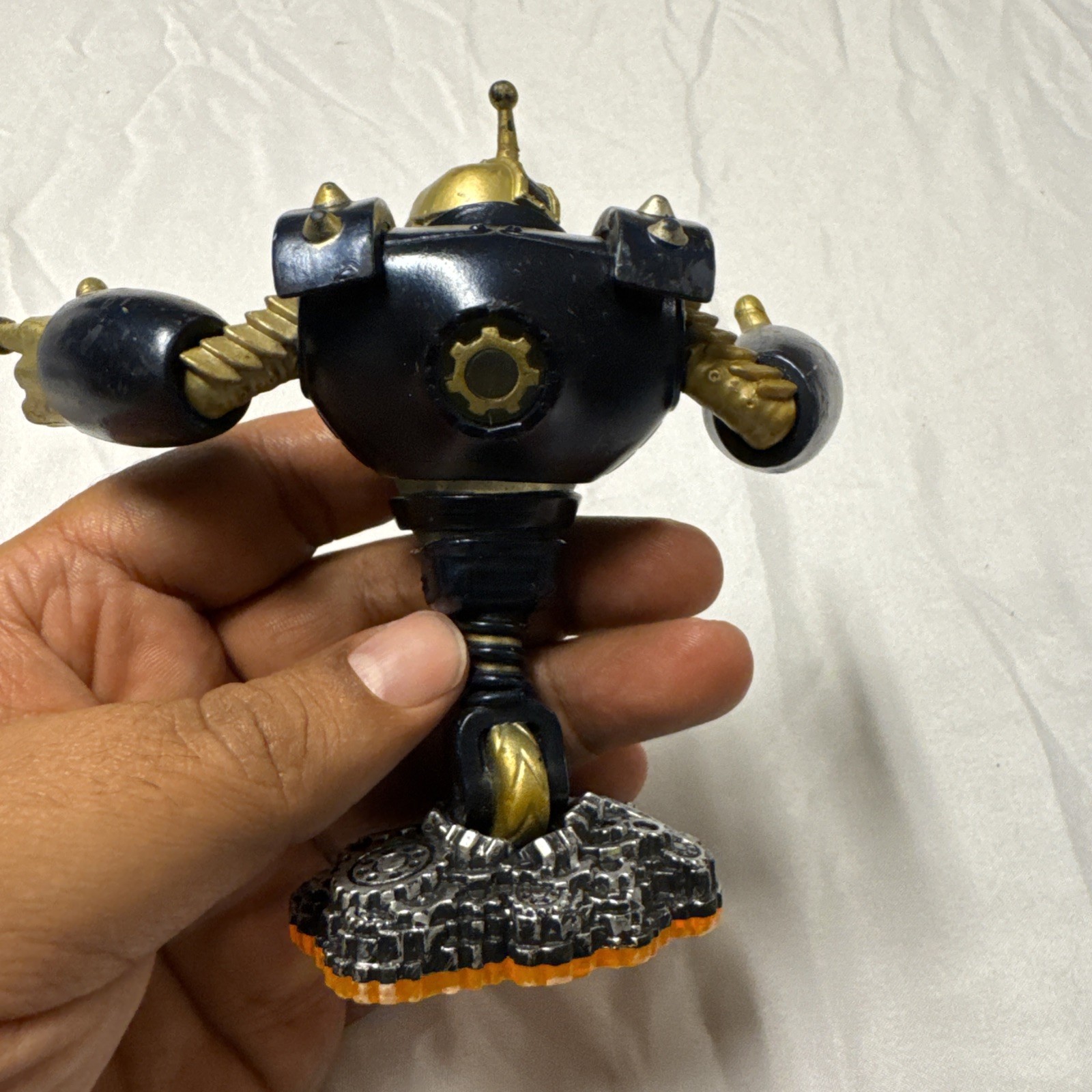 Skylanders Giants Legendary Bouncer Figure