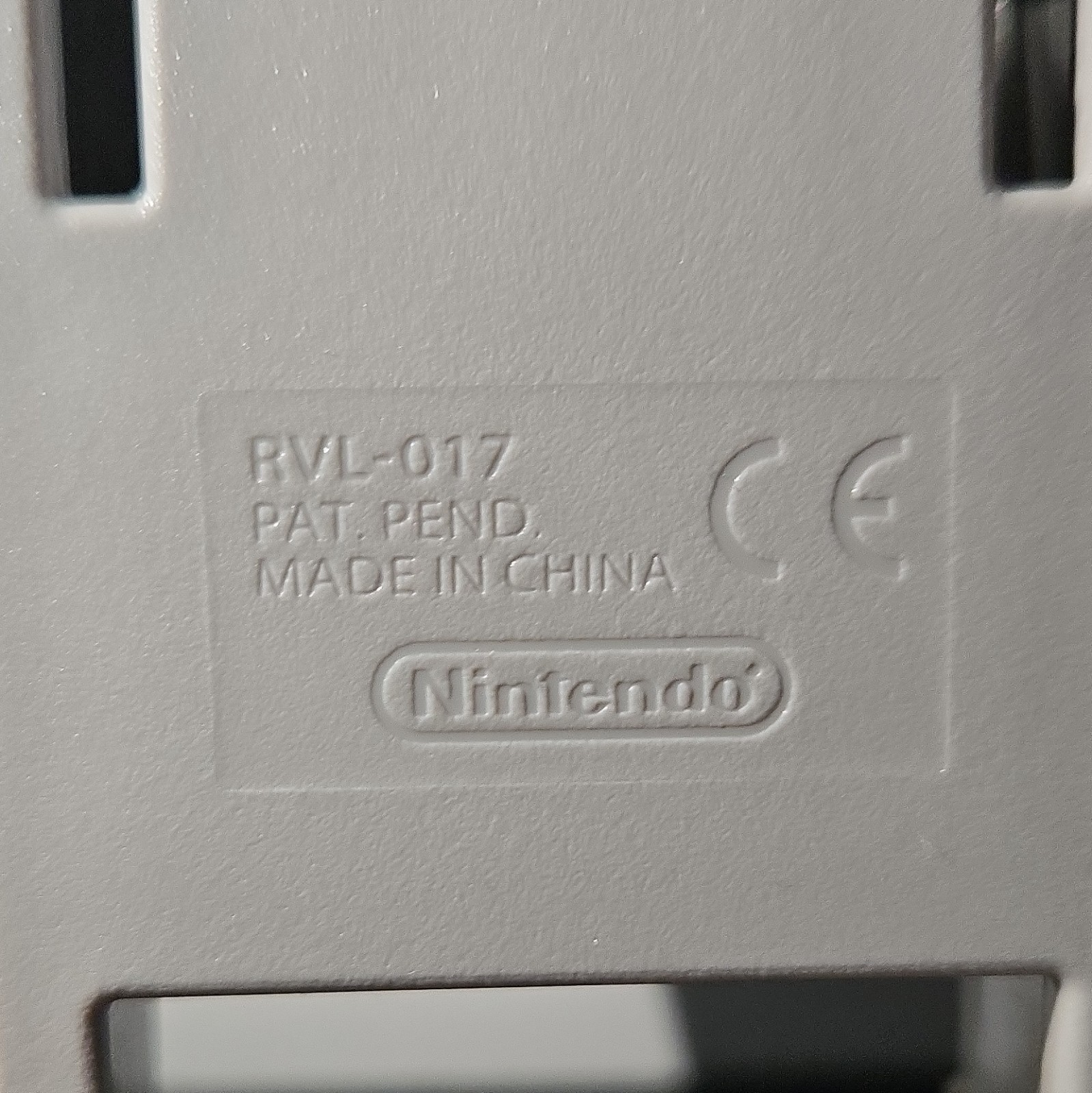 Nintendo Wii Vertical Stand RVL-017 Gray Plastic Console Stand