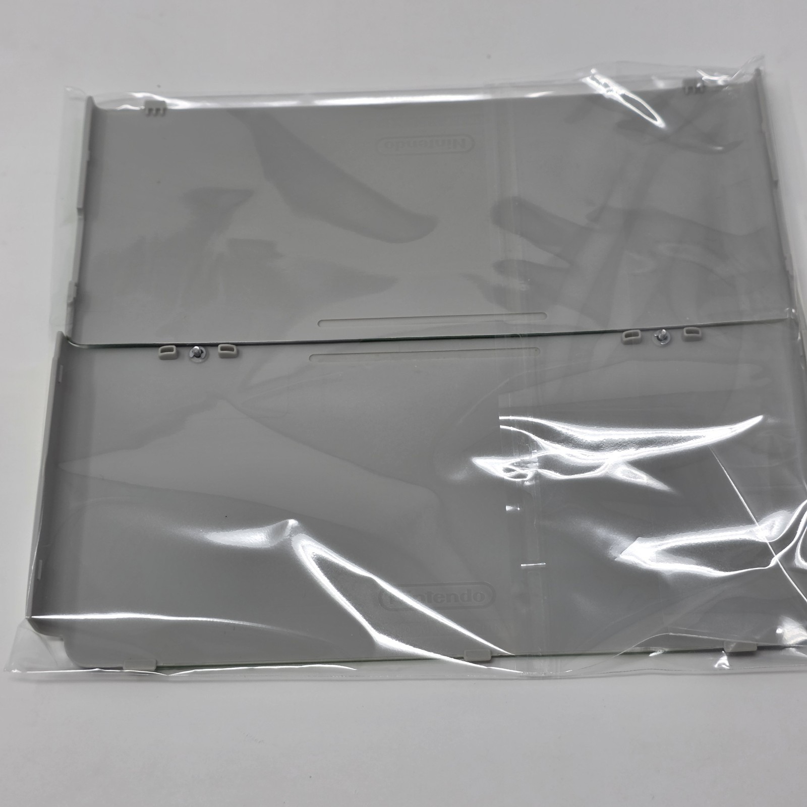 New Nintendo 3DS Kisekae Cover No.070 Yoshi Face Plates Original in hand USA