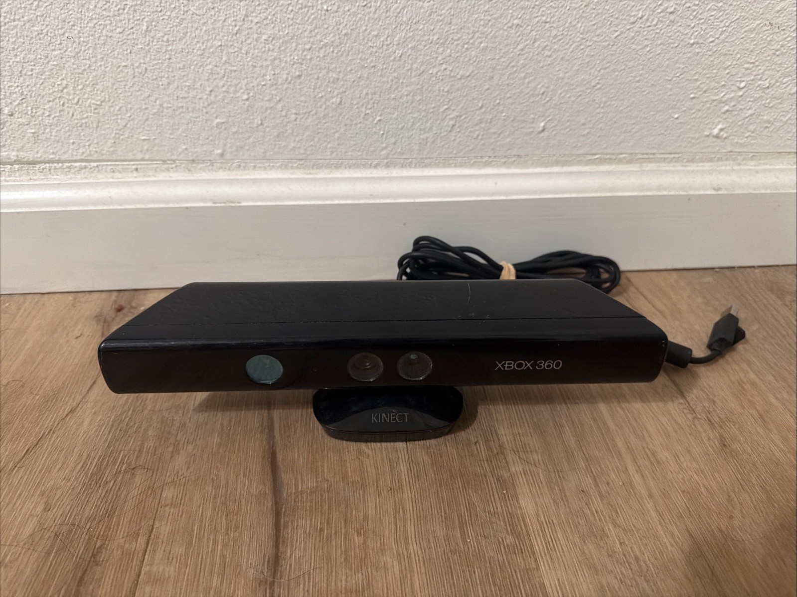 Official Microsoft Xbox 360 Kinect Motion Sensor Bar! ~ Works Great! Fast Ship!