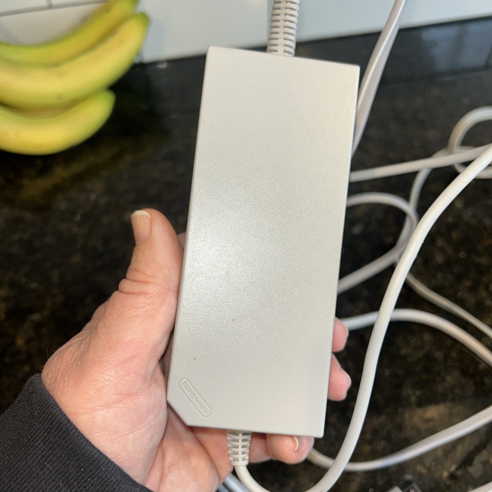 Nintendo Wii Rvl-002 AC Wall Power Adapter with Audio Video AV RCA Supply Cable