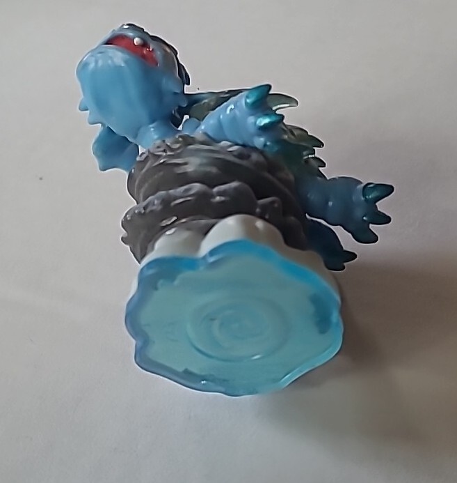 Lot Of 8 Skylanders Flameslinger Terrafin Warnado Ignitor (B1-E8)