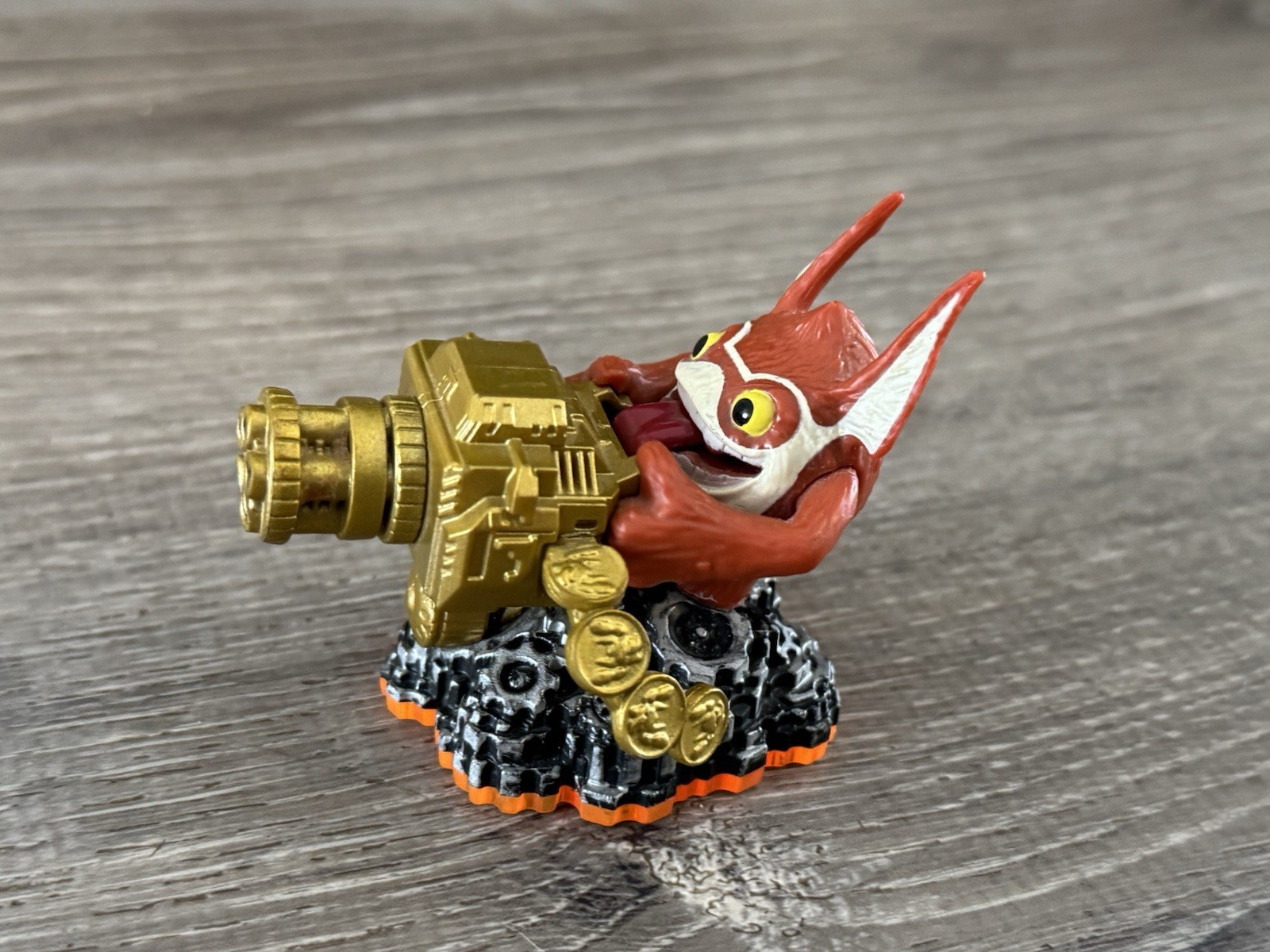 Skylanders Collectible Figures – Lot of 8