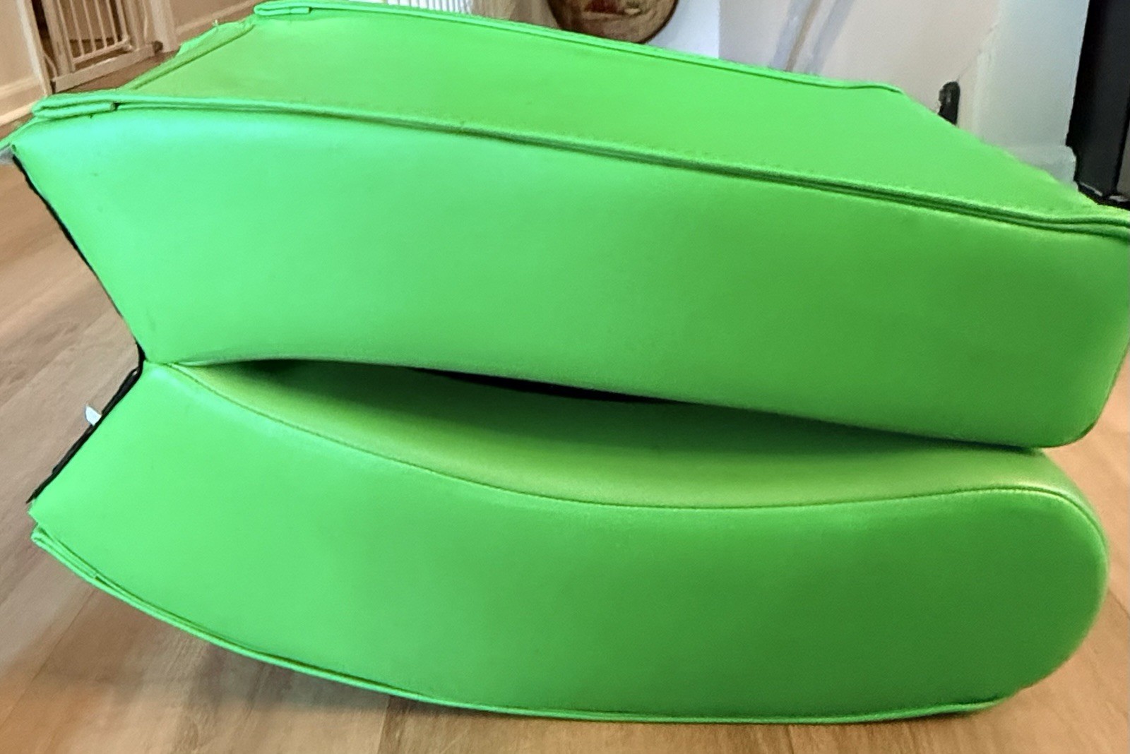 Super Mario Luigi X Rocker Gaming Chair Foldable Floor Rocker RARE Nintendo