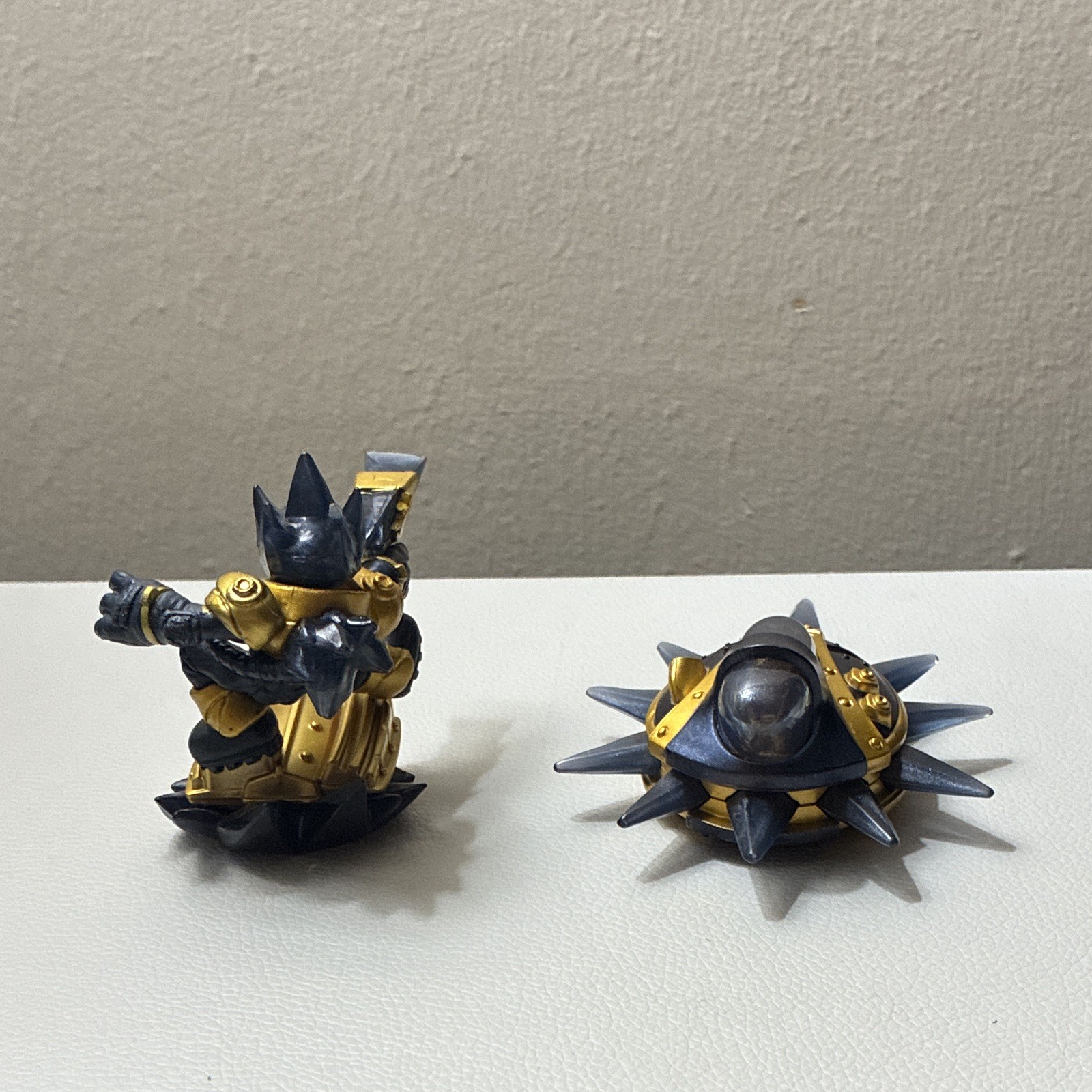 Activision Skylanders Legendary Astroblast & Legendary Sun Runner