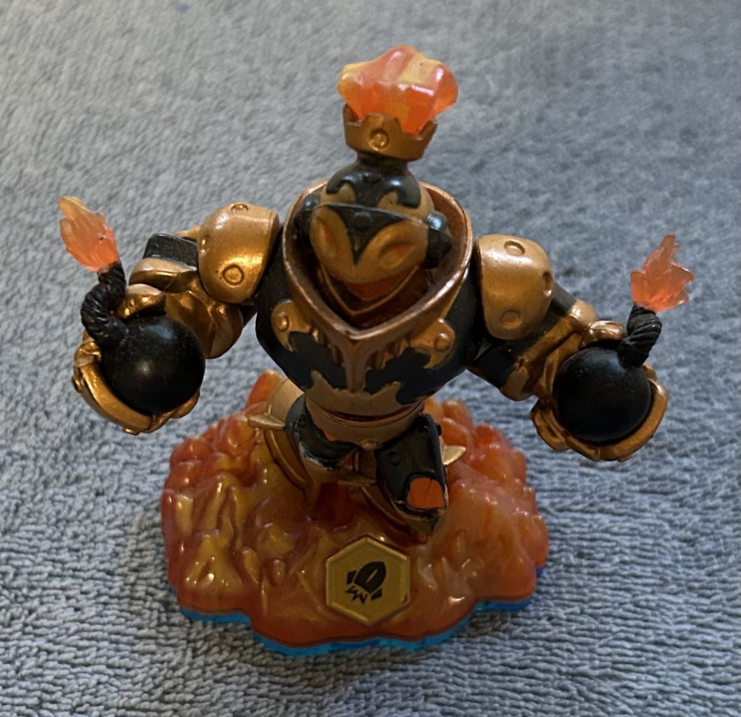 14 Skylanders figures (5 Giants, 9 SWAP Force) – Dune Bug, Bumble Blast – tested