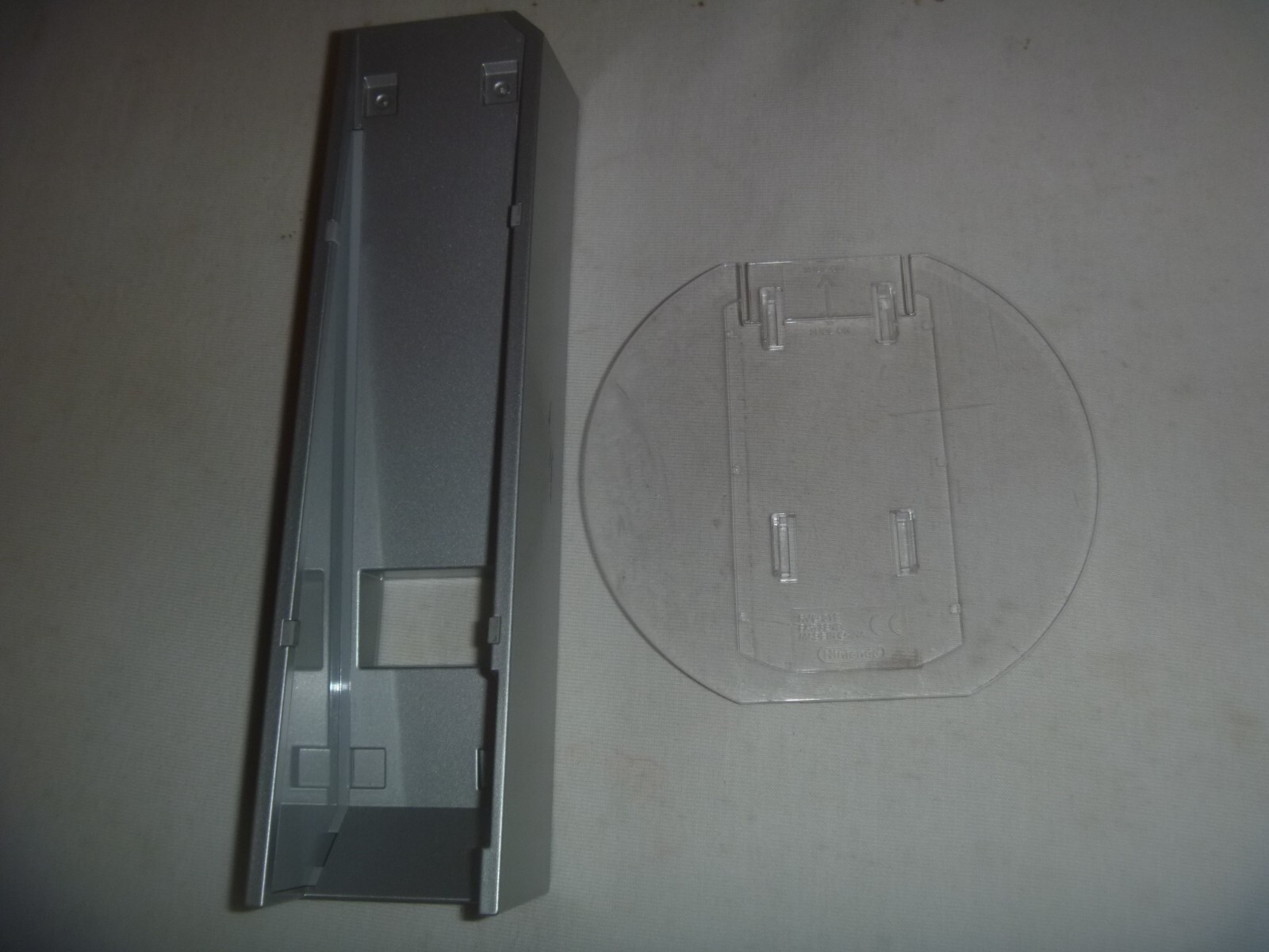 Official Nintendo Wii Console Stand Dock &Clear Base Plate RVL-017 & RVL-019