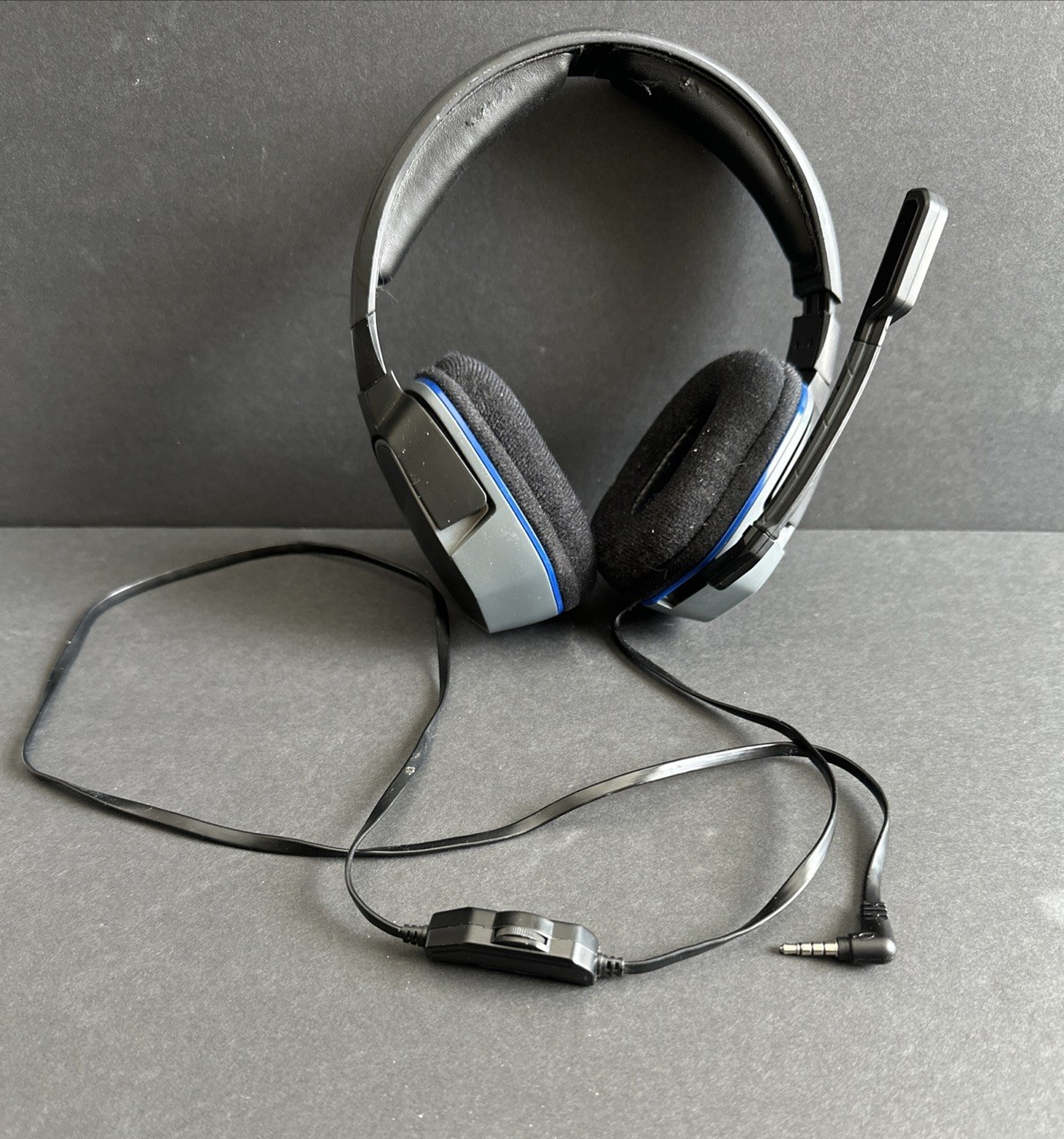 Afterglow AG Wired Gaming Headset Black Blue LED PlayStation PS4 w/mic