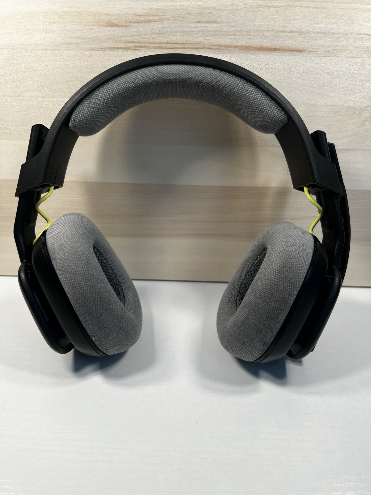 Astro A10 Ear-Cup Headsets – Black (939-002055)