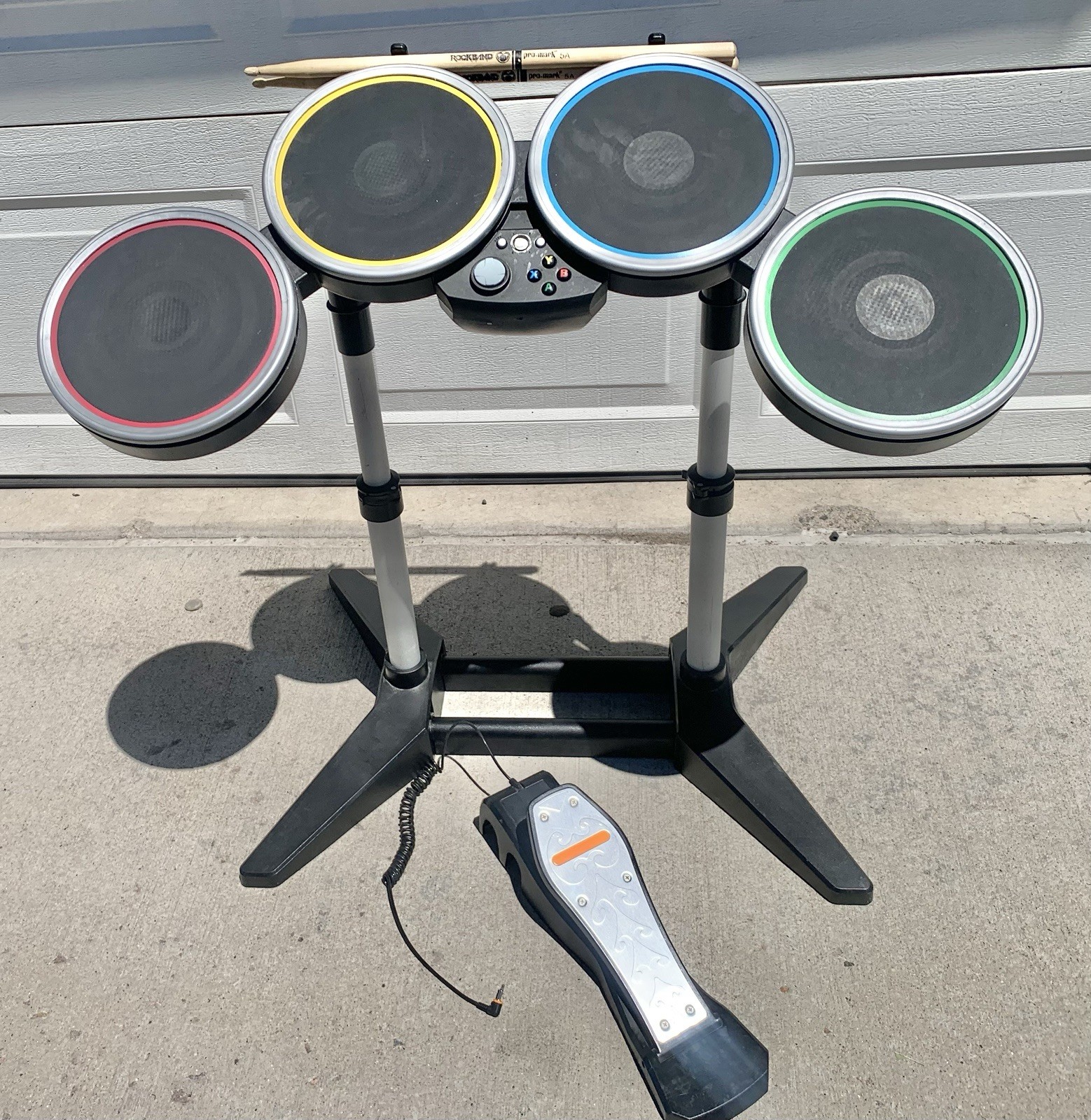 Harmonix Rock Band 2 Wireless Drum Set Xbox 360 XBDMS2 w/ Stand & Pedal Tested
