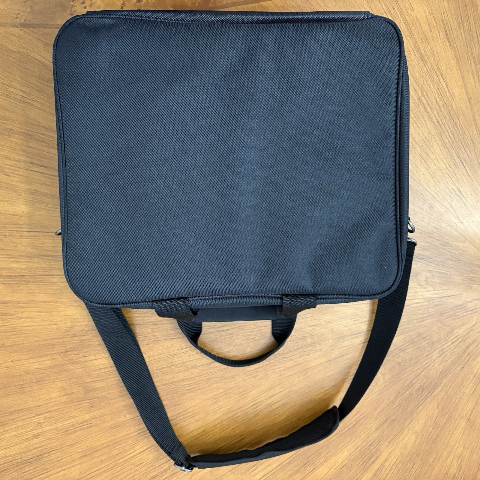 USA Gear Padded Electronic Camera Cards Game Console Configurable Carry Case