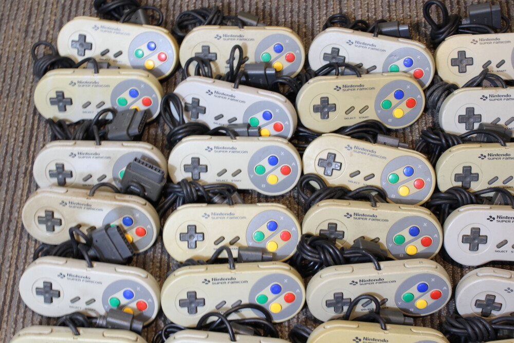 WHOLESALE Lot of 50 Nintendo Super Famicom Controller OEM SFC SNES UNTESTED