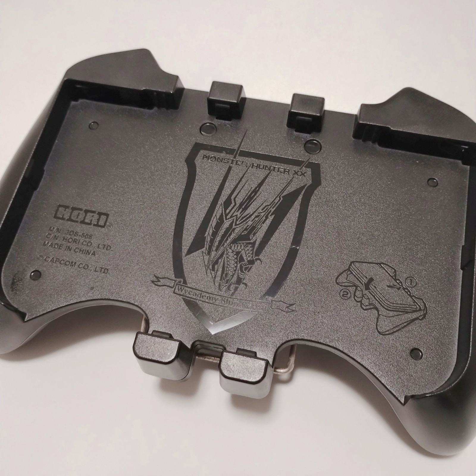 HORI Monster Hunter XX Double Cross Hunting Gear 3DS XL LL Hand Grip