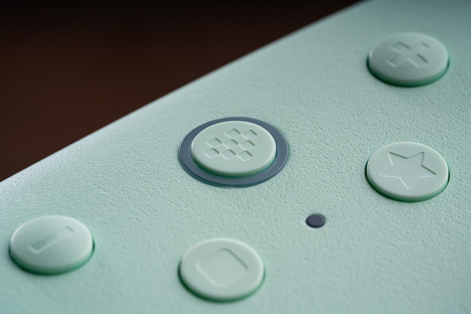 Ultimate Green 2C Wired Gamepad for Precision Gaming
