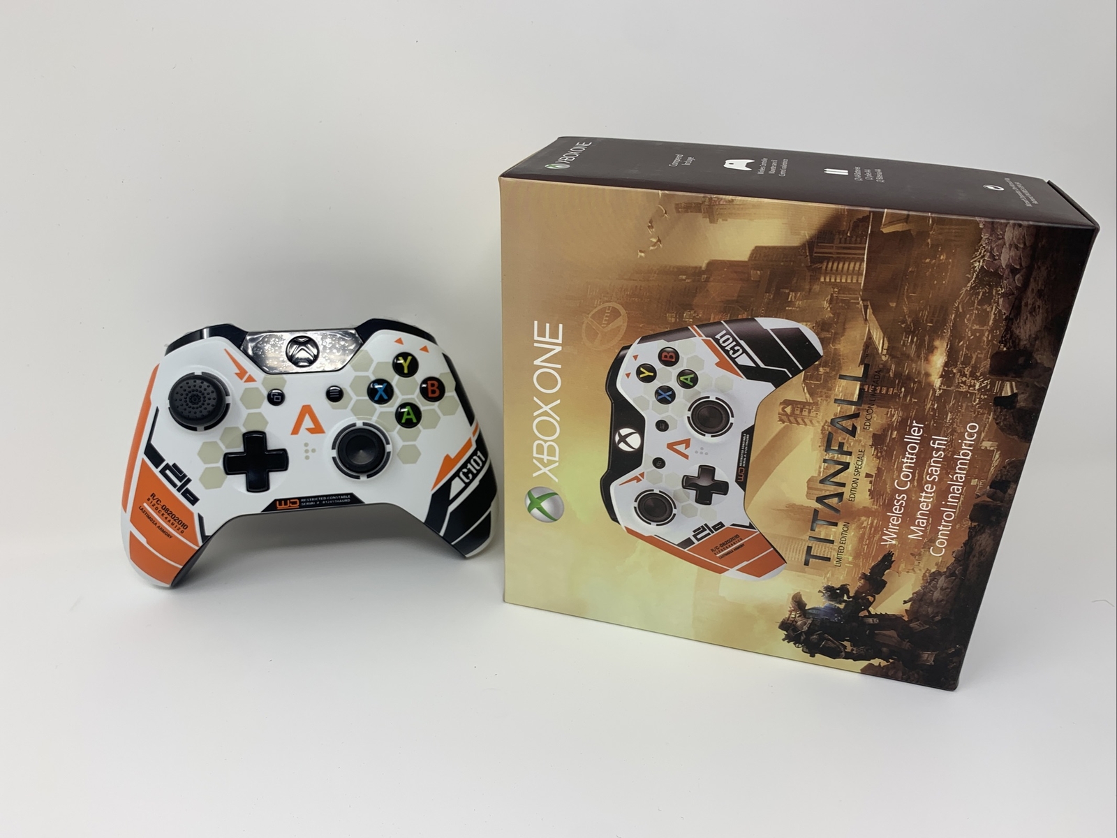Microsoft Xbox One Joystick Titanfall Limited edition Controller Rare Find!