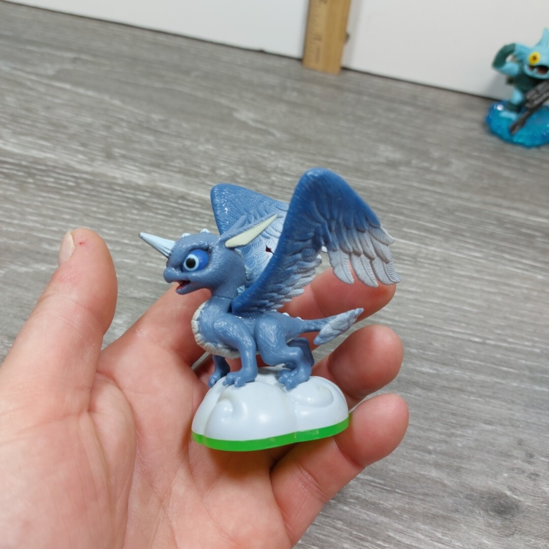 Activision Skylanders Giants (Lot of 3) Whirlwind, Warnado, & Swap Force Anchors