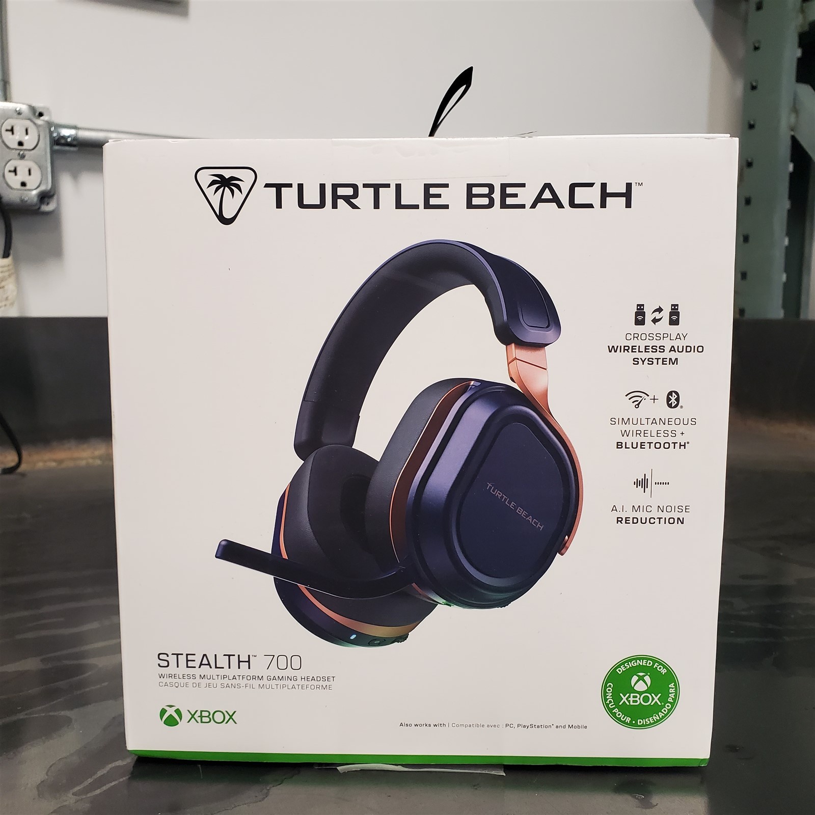 Turtle Beach Stealth 700 Gen 3 Gaming Headset Cobalt XBox Bluetooth