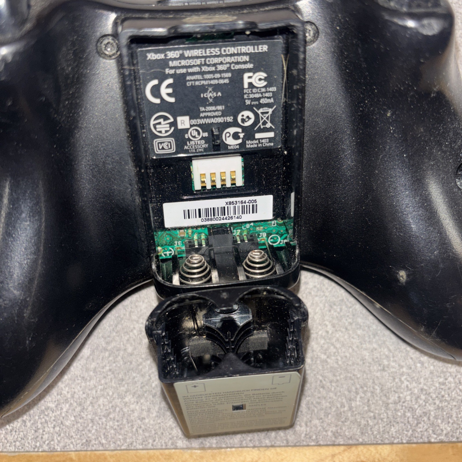 Microsoft Xbox 360 Wireless Controller – Glossy Black 2 Item Untested!