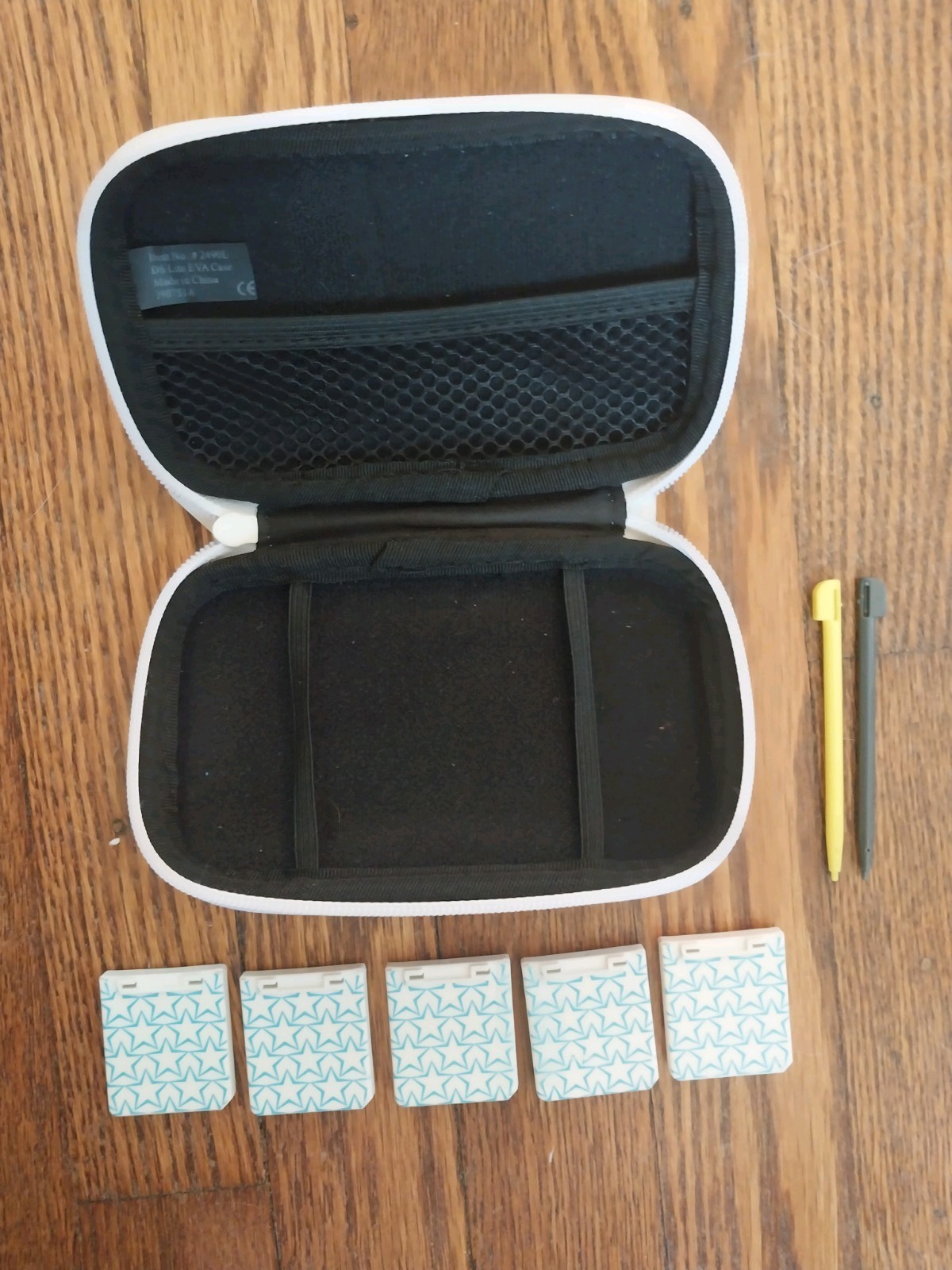 White/Blue Star Hard Shell Padded Travel Case w/ Stylus for Nintendo DS Lite/DSi