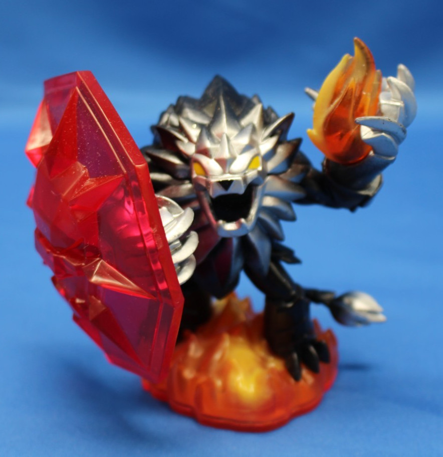 Skylanders: Trap Team: Silver Dark Wildfire 84993888 Figure Toy – Activision