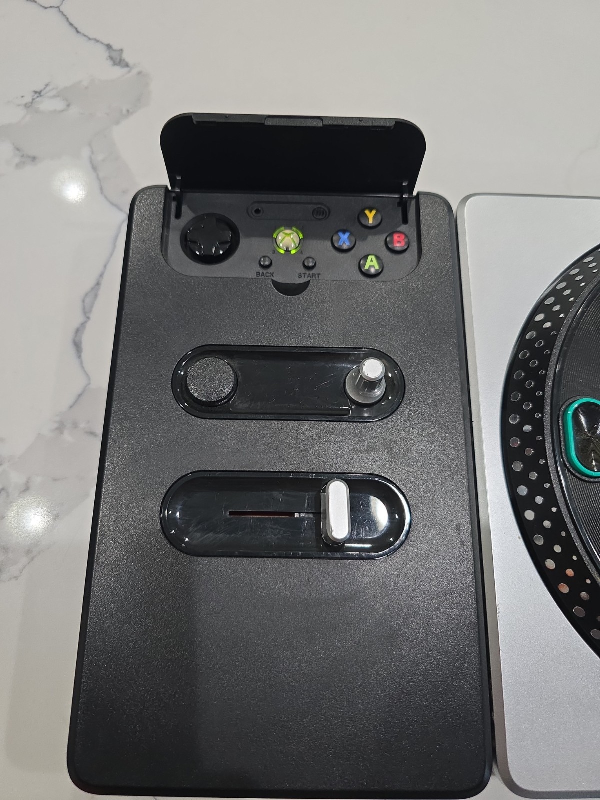DJ Hero Wireless Turntable Controller Xbox 360 – TESTED
