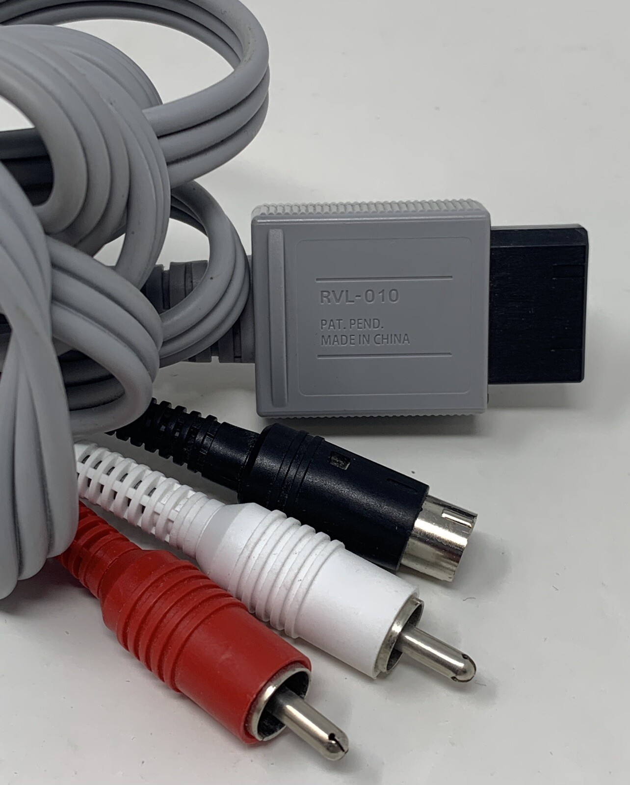 Genuine OEM Official Authentic Nintendo Wii U S-Video Cable RVL-010 Wii or Wii U