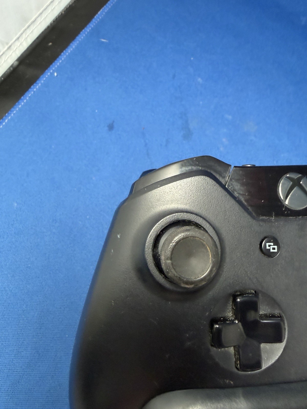 Microsoft Xbox One Wireless Controller 1537 w/ Built-In Keyboard Chatpad Black