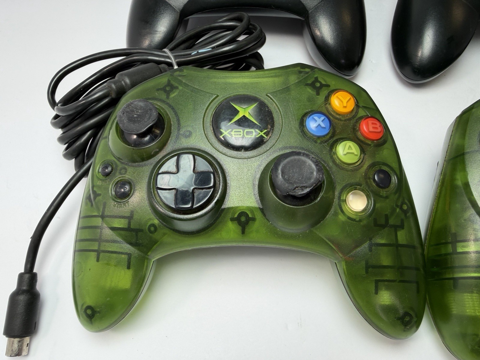 2 Original Xbox Clear Green S Controller Limited Edition/ 2 Black Untested.