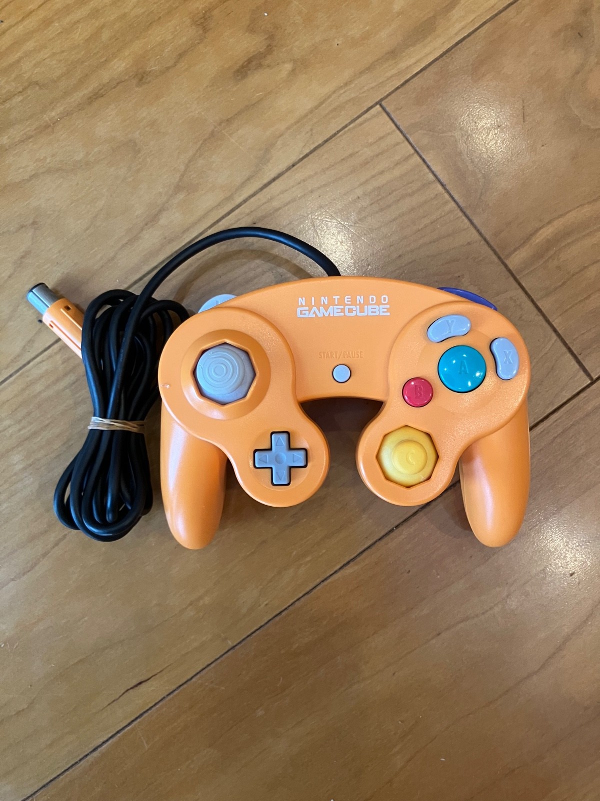 Nintendo GameCube Controller – Spice Orange – Used – Japan