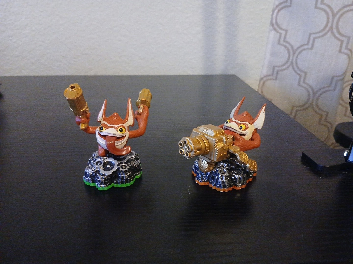 Skylanders Tech Element Lot 13 Figures Gearshift Boomer Bouncer Drobot High Volt