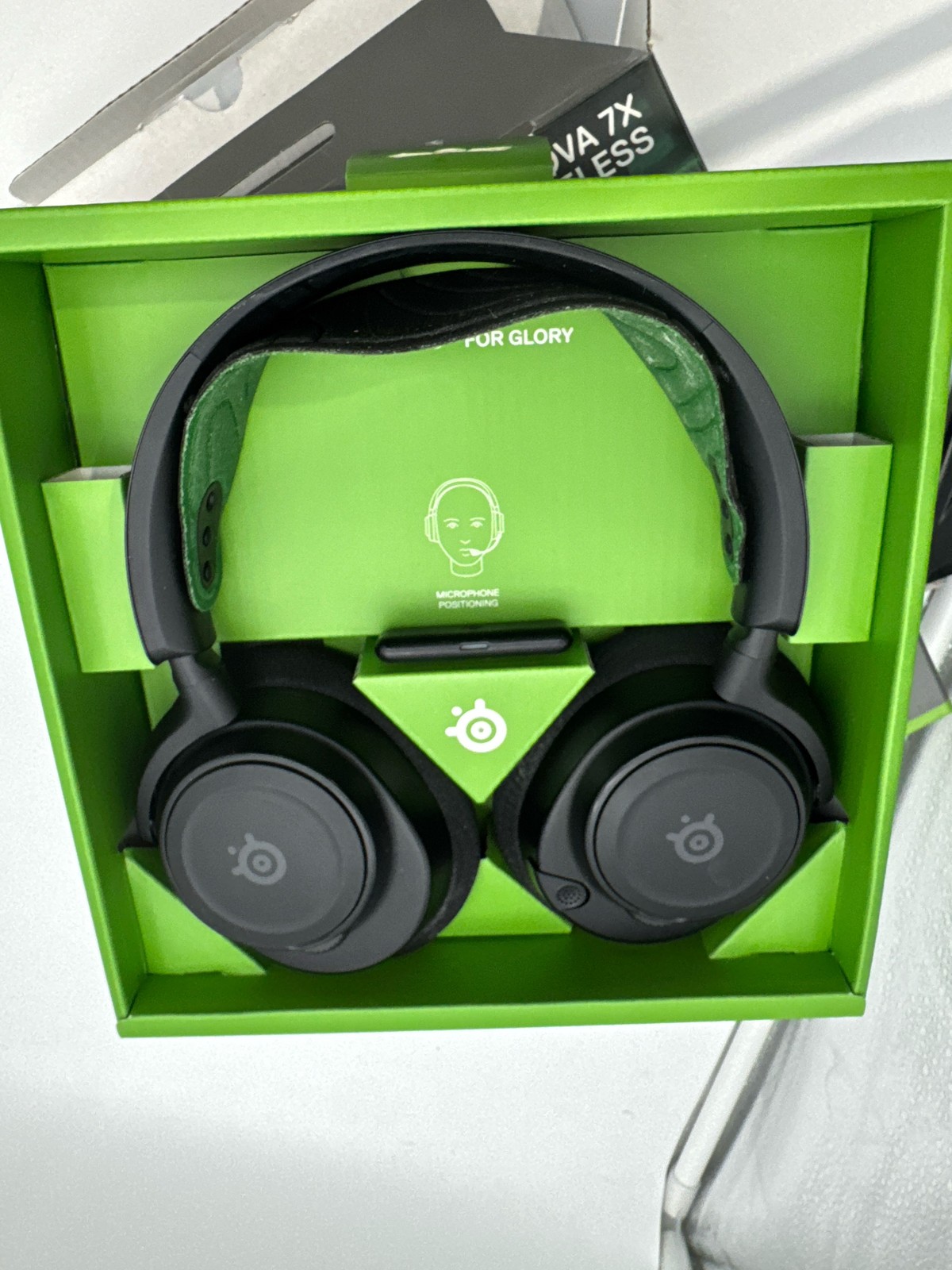 SteelSeries Arctis Nova 7X Wireless Gaming Headset Xbox PC PS5 Switch Black