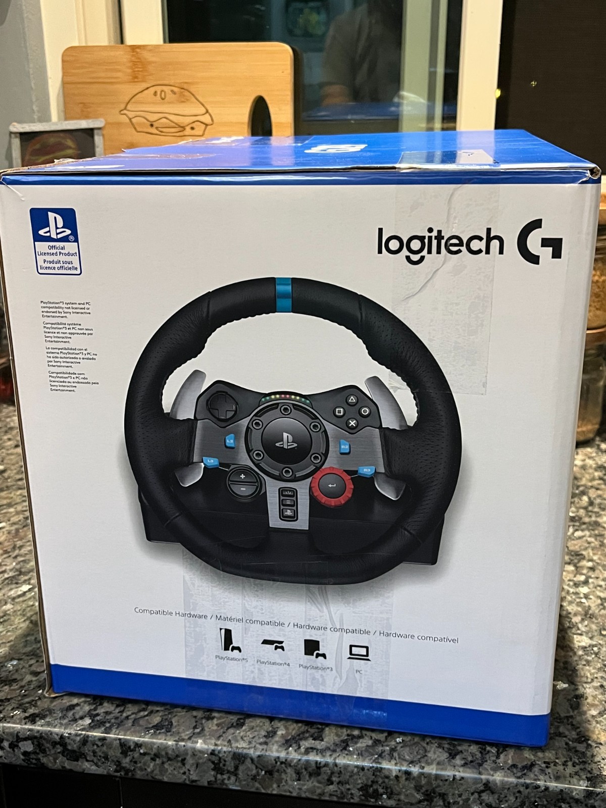 NEW – Logitech G29 Driving Force Racing Wheel – Playstation 3/4/5/PC (Open Box)